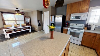 2165 E 35th Ave, Apache Junction, AZ 85119 - photo 3