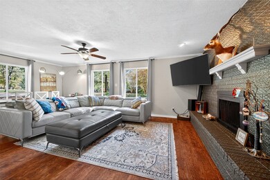 329 Comanche Dr, Gainesville, TX 76240 - photo 6