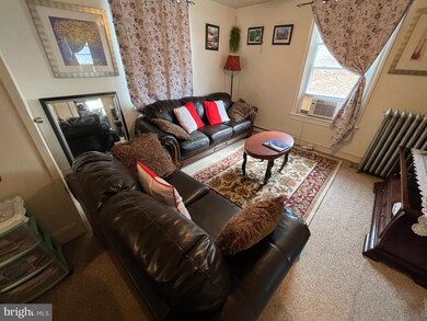 201 W 8th St, Lansdale, PA 19446 - photo 4