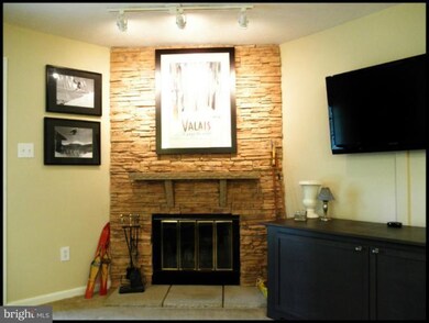 6015 Rock Glen Dr unit 406, Elkridge, MD 21075 - photo 5