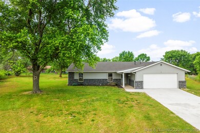 23804 E 102nd St S, Broken Arrow, OK 74014 - photo 2