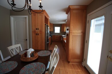 Eat in Kitchen
