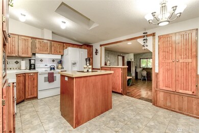 14010 264th St E, Graham, WA 98338 - photo 5