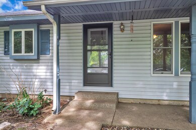 06-1273-Little-John-Lake-Rd-WindowStill-