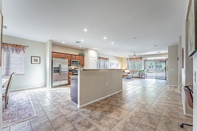 2980 S Royal Aberdeen Loop, Green Valley, AZ 85614 - photo 2