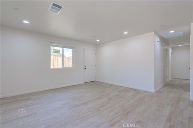 727 Knotts St, Bakersfield, CA 93305 - photo 3