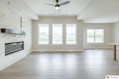 11121 N 162 Cir, Bennington, NE 68007 - photo 6