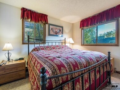 1565 Shadow Run Frontage B-205, Steamboat Springs, CO 80487 - photo 5