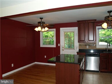 2112 Peachtree Dr, Wilmington, DE 19805 - photo 7