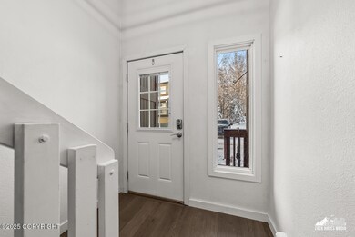 05-6469villagepkwy_ZHM_005