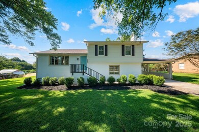 5703 Valley Field Rd, Hickory, NC 28602 - photo 5