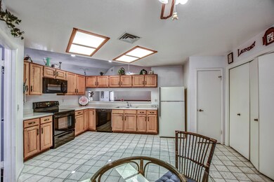 KITCHEN 7