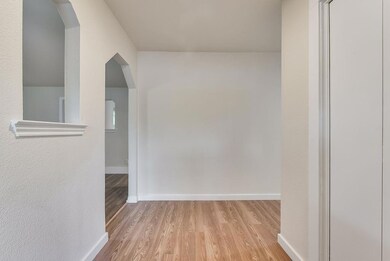 103 Briar Oaks Ct, Azle, TX 76020 - photo 3