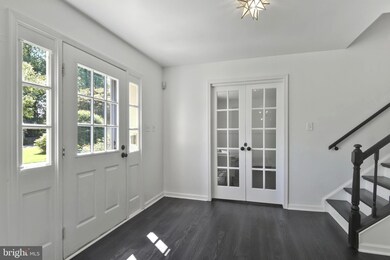 7308 Fathom Ct, Burke, VA 22015 - photo 2