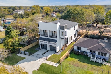 5002 Sunbeam St, Houston, TX 77033 - photo 4