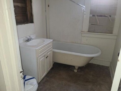 1537 N Holton St, Milwaukee, WI 53212 - photo 6