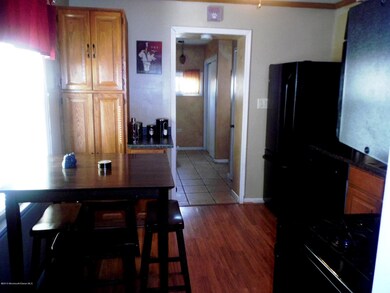 Eat in Kitchen