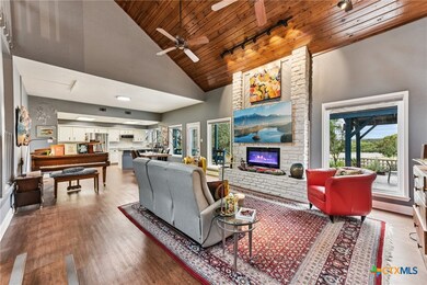 66 Woodcreek Dr, Wimberley, TX 78676 - photo 6