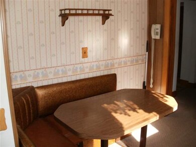 206 High St, Nichols, IA 52766 - photo 3