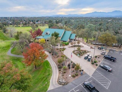 2132 Hope Ln, Redding, CA 96003 - photo 2