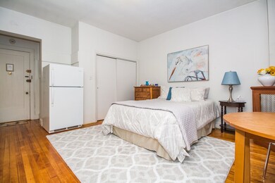 1253 Beacon St unit B4, Brookline, MA 02446 - photo 3