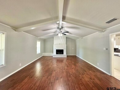 3921 Wakefield Dr, Tyler, TX 75701 - photo 3