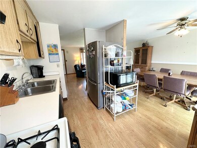 Kitchen & Dining Room