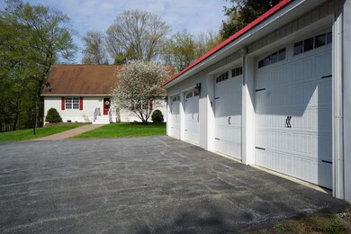 115 Cramer Rd, Ballston Spa, NY 12020 - photo 4