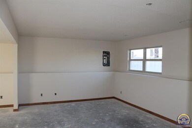 7102 SW 17th Terrace, Topeka, KS 66615 - photo 7