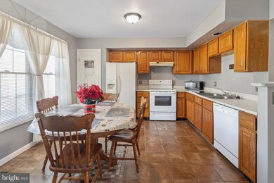 688 Corsica Ave, Bear, DE 19701 - photo 5