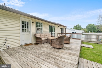 2423 Lodge Farm Rd, Sparrows Point, MD 21219 - photo 3