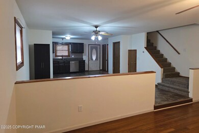 21 Mountain Dr unit 101, Mount Pocono, PA 18344 - photo 4