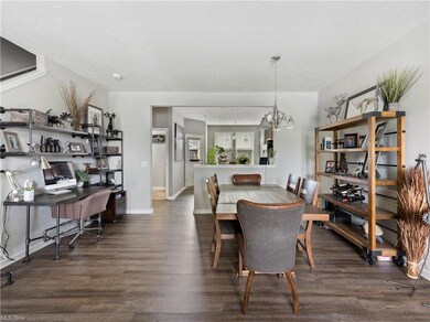 946 Croghan Way, Copley, OH 44321 - photo 6