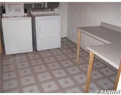 3136 Terry Ln, Eau Claire, WI 54703 - photo 6