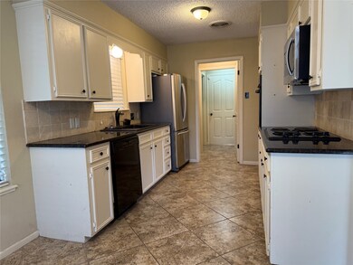 3225 Westchester Dr, Abilene, TX 79606 - photo 6