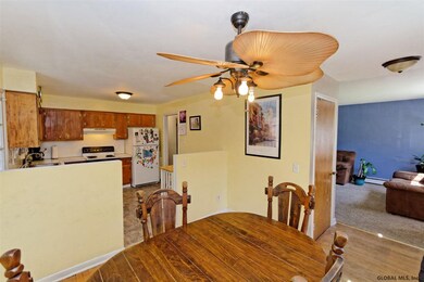 535 Mercer St, Albany, NY 12208 - photo 7