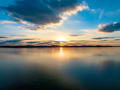 561 Eagle Shore Dr, Dover, TN 37058 - photo 2