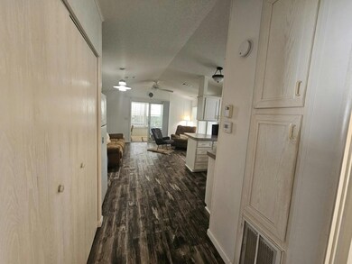 610 Wilderness Cir unit RH610, Sebring, FL 33872 - photo 3