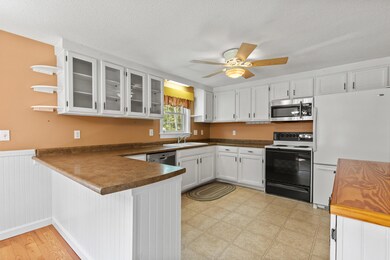 28 Beech Rd, Standish, ME 04084 - photo 2