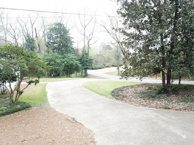 Circle drive