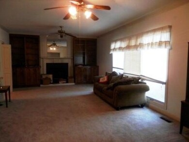 32 Forsyth Landing Blvd unit 2, Forsyth, GA 31029 - photo 2
