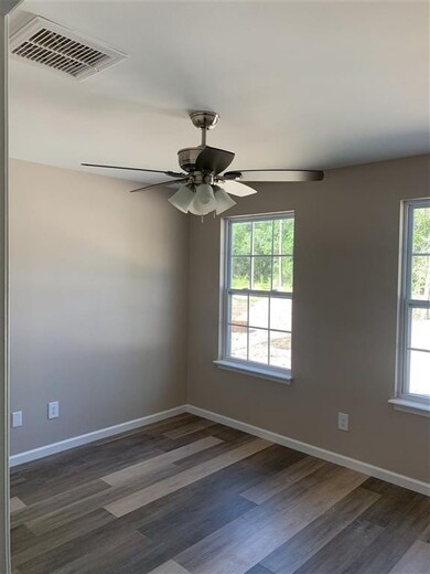 137 Duane Dr, Crawfordville, FL 32327 - photo 3