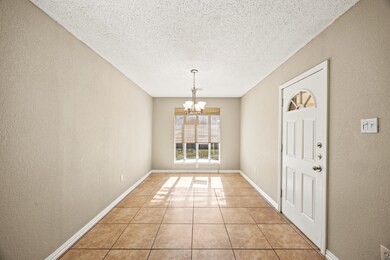 7258 Brentwood Stair Rd, Fort Worth, TX 76112 - photo 7