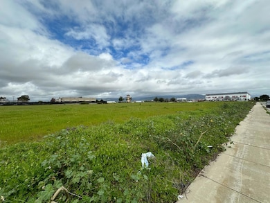 743 La Guardia St, Salinas, CA 93905 - photo 3