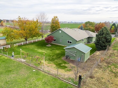 7611 van Belle Rd, Sunnyside, WA 98944 - photo 5