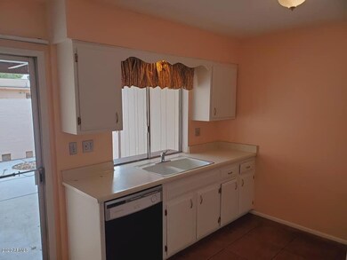 13663 N 111th Ave, Sun City, AZ 85351 - photo 4