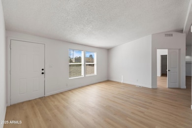 20772 E Stagecoach Trail, Mayer, AZ 86333 - photo 3