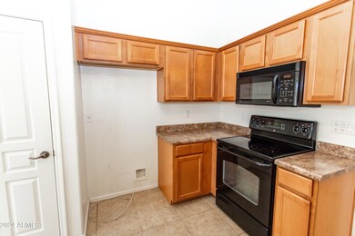 06 Kitchen
