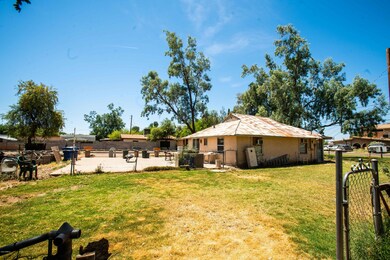02 - Exterior Main House