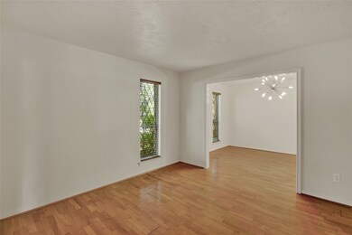 334 W Castle Harbour Dr, Friendswood, TX 77546 - photo 6